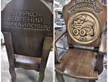 Индивидуальный трон с вашим дизайном Дерево ольха Возможность нанесения любой надписи и картинки